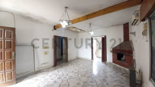Venta Casa 3 Ambientes Ing Allan