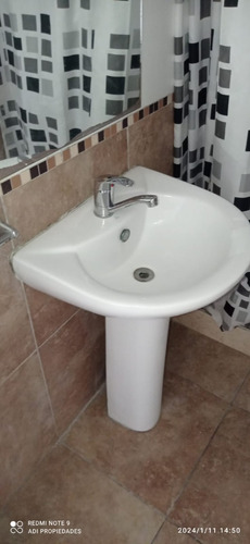 Edificio 21 Park - 21 Y Br. España, Monoambiente Al Frente. Piso 7 - 32 M2 - Renta Asegurada. Precio U$s 100.000