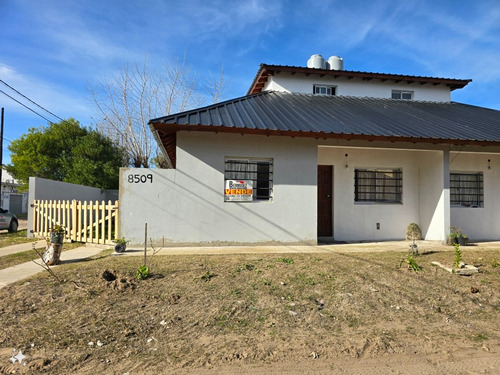 Chalet 4 Amb Calle 85 Y 3 Mar Del Tuyu. Obra En Construccion