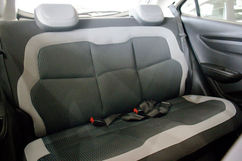 Imagem 10 de 11 de Chevrolet Onix Lt 1.0 2016 ( Baixa Km )
