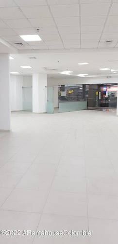 Imagen 6 de 14 de Vendo Comercial En Centro De La Moda C.m 22-2640