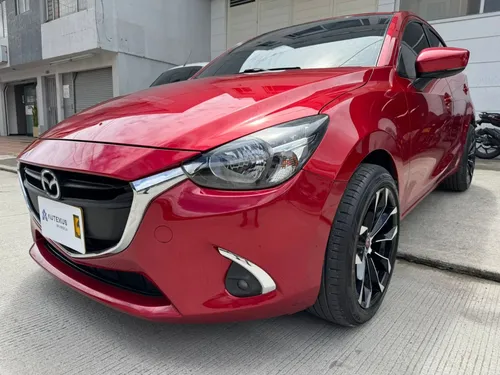 Mazda 2 1.5 TOURING TP