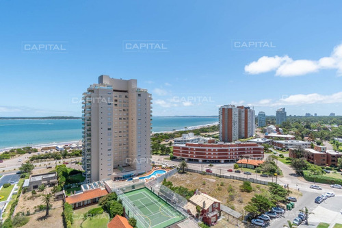 Imagen 3 de 30 de Moderno Apartamento De Tres Dormitorios Con Vista A Playa Mansa - Venta - Punta Del Este Mansa