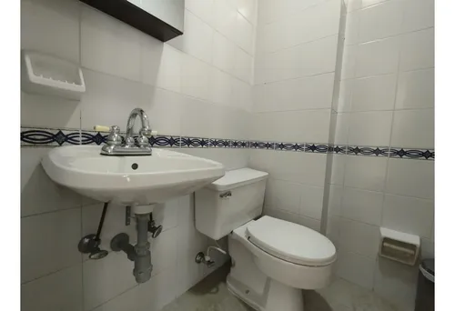 Oficina A La Venta En Centro, Medellín, Ubicación Ideal.