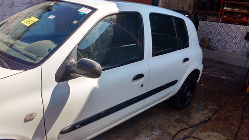 Imagem 4 de 8 de Sucata Renault Clio 1.0 Rn 5p