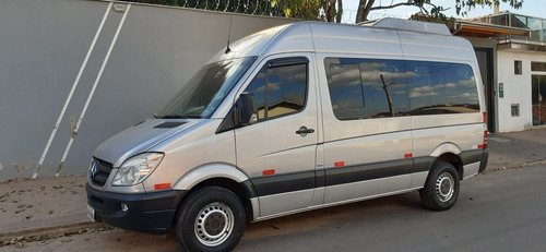 Mercedes Benz Sprinter 415 (executiva) 16 Lugares
