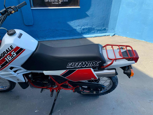 Imagem 6 de 15 de Agrale Elefantre 16.5 1990