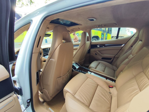 Porsche Panamera 4.8 V8 Turbo Gasolina 4p Automático