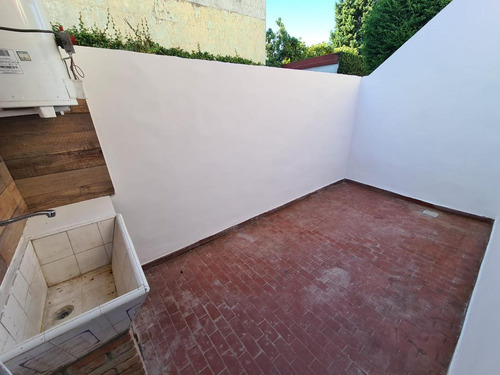 Imagen 5 de 12 de Ph 2 Ambientes C/ Entrada De Auto Y Patio - 43 M² Edificado. - San Justo