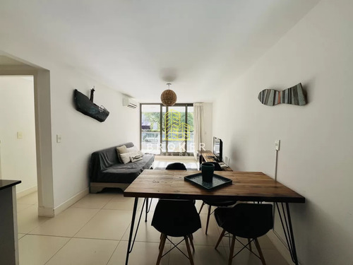 Apartamento En Venta 2 Dormitorios San Rafael Con Parrillero Y Garage Punta Del Este Maldonado