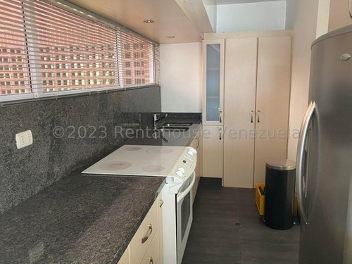 Imagen 9 de 26 de Hermoso Apartamento Con Bella Vista En El Solar Del Hatillo. #23-18908