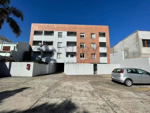 Imagen 23 de 23 de Departamento Pb Con Patio Y Cochera De 1 Dormitorio