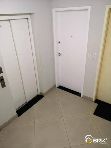 Apartamento Vila Guilhermina, 2 Dormitórios, 1 Vaga, 55 M2 - Ap0125