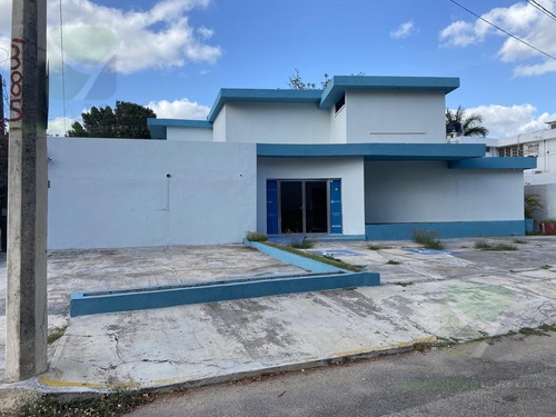 Imagen 2 de 22 de Casa O Edificio Comercial Ideal Para Oficinas En Colonia México A Una Cuadra De Paseo Montejo