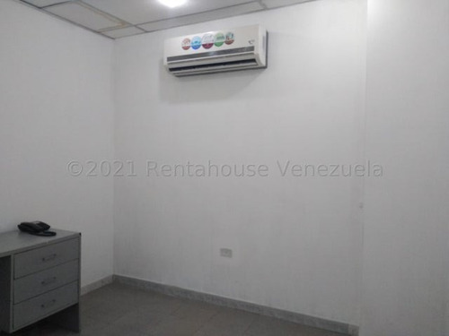 Oficina En Venta En El Centro Comercial Palo Verde Cda 24-26369