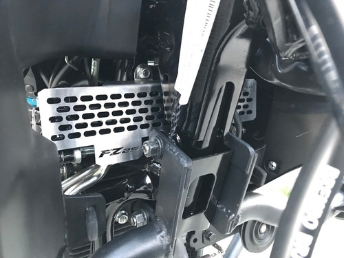(protector) Radiador En Acero Inoxidable Yamaha Fz25