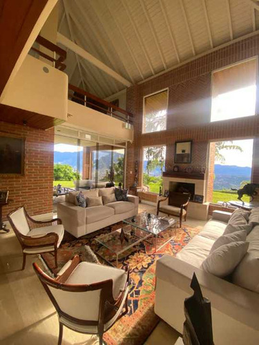 Venta Casa Alto Hatillo Con Vista Al Avila
