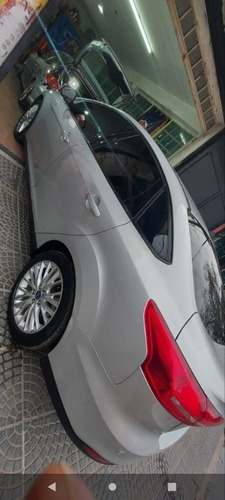 Ford Focus Iii 2.0 Sedan Se Plus Mt 2016