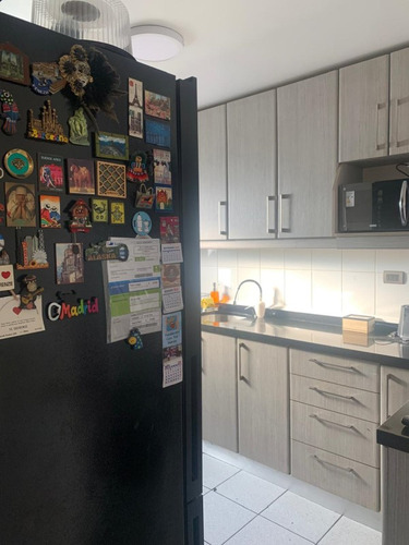 En Venta Casa 3 Pisos Sector De Excelente Contectividad