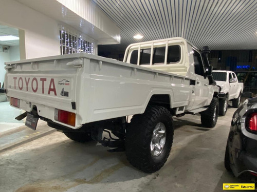 Toyota Macho Pick-up Pick-up Carga 4x4