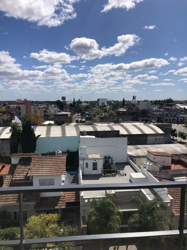 Imagen 26 de 30 de Espectacular 4 Ambientes En Venta En Haedo, Con Cochera.