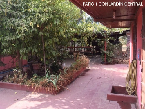 Amplia Casa En Pob. Granja. Sup.total 1002 M2. 382 M2 Const.