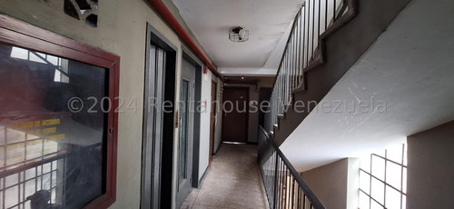 Edificio Comercial En Venta San Martin Mls #24-27982 Bm