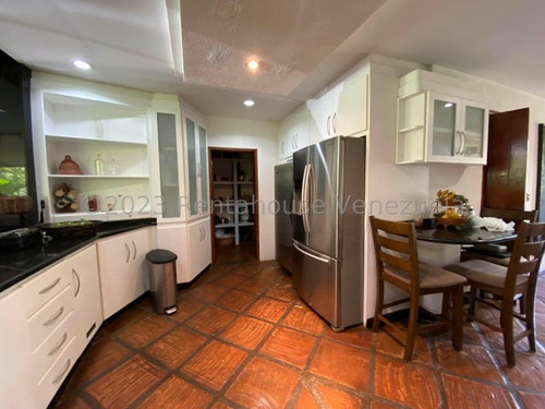 Se Vende Casa En La Lagunita Country Club Mls #24-9585