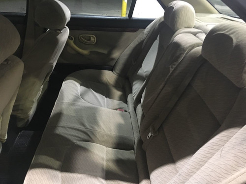 Imagen 5 de 8 de Peugeot 406 2.1 2.1 Svdt 1999