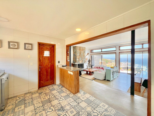 Linda Casa En Venta Con Preciosas Vistas En Zapallar