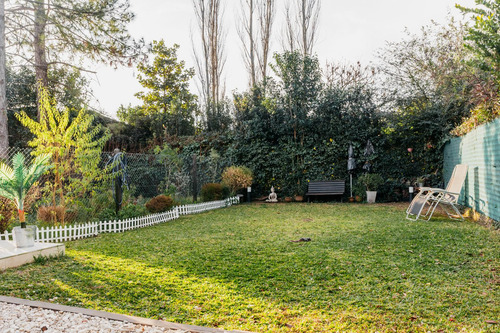 Casa En Venta En Fisherton Ideal Para Disfrutar El Espacio Verde.