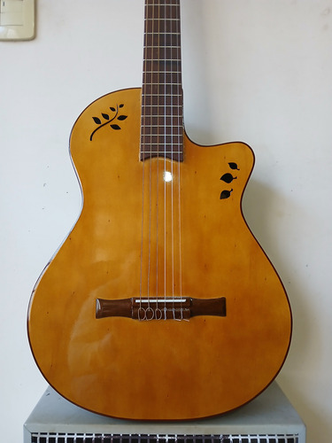 Guitarra Media Caja Con Corte Sin Boca Orellano Luthier Natural