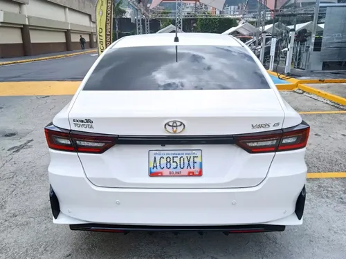 Toyota Yaris G 2024