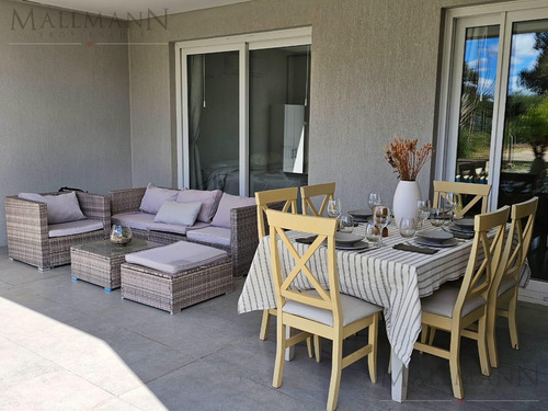 Town House En Alquiler La Calesa, Pilara | Mallmann Propiedades