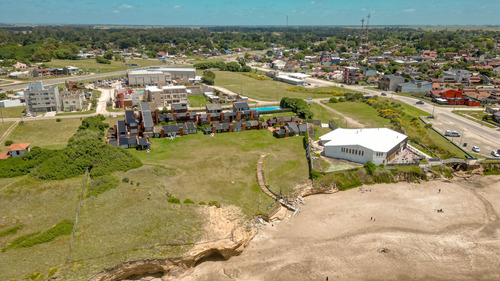 Venta De Departamento Y Cochera Con Bajada Al Mar