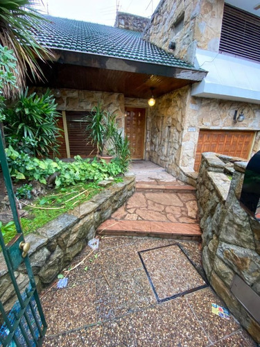 Imagen 2 de 30 de Nuevo Precio - Casa - 4 Amb - Lote 290 M2 - Cochera Y Fondo Libre
