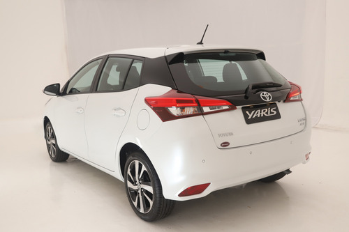 Toyota Yaris 1.5 107Cv Xls Pack Cvt