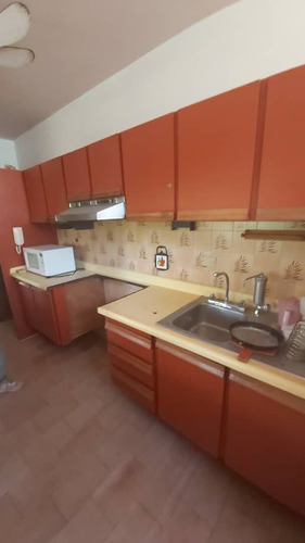 Imagen 7 de 11 de Venta De Apartamento En La Trigaleña A Remodelar Llamar A Darymar Reveron 04145439979