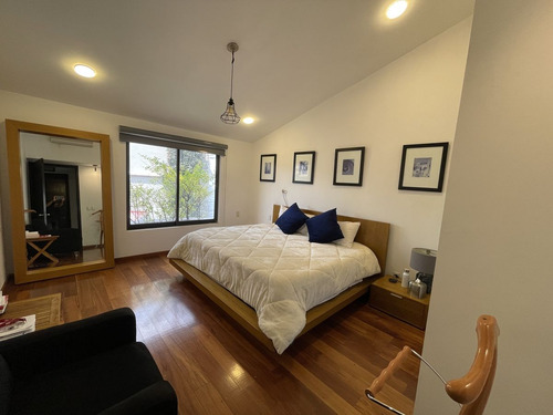Espectacular Casa Con Excelente Ubicación En La Mejor Zona De La Herradura