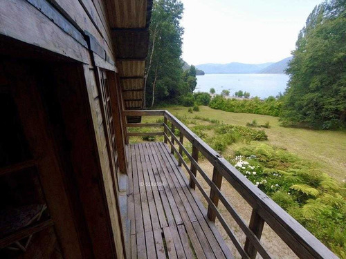 Hermosa Propiedad Con Casa De Madera Nativa Estilo Alpes