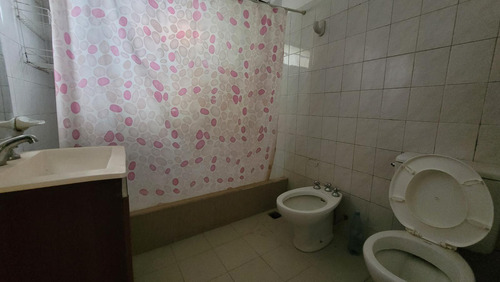 Oportunidad En La Falda, Casa De 3 Dormitorios