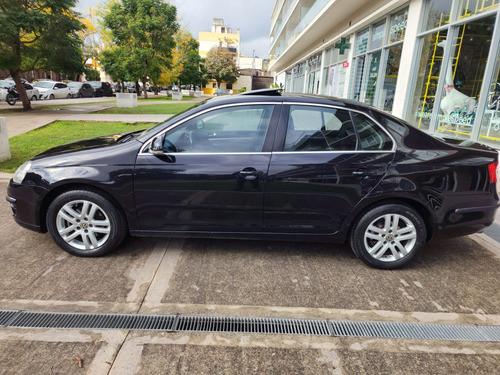 Volkswagen Vento 2.5 Advance 170cv