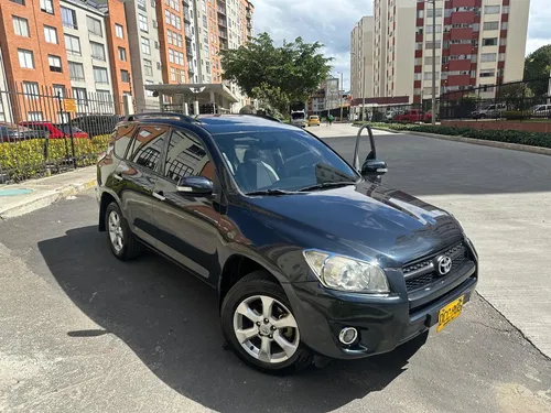 Toyota RAV4 2.4 Std