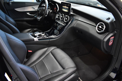 Imagen 20 de 24 de Mercedes Benz Clase C C250 Amg-line 2018 - 63.800km