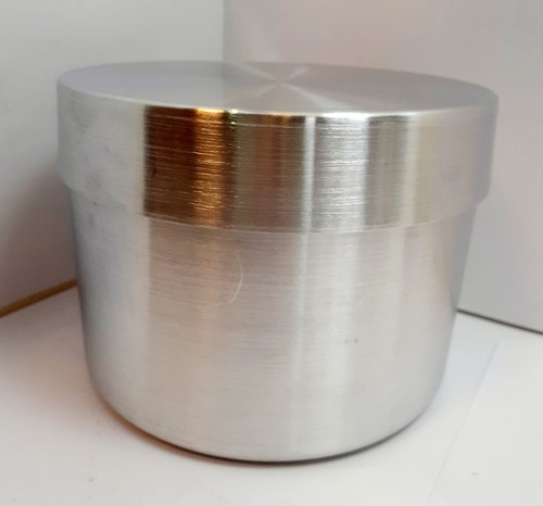 Molde De Quesillo De Aluminio Con Tapa 14 Cm