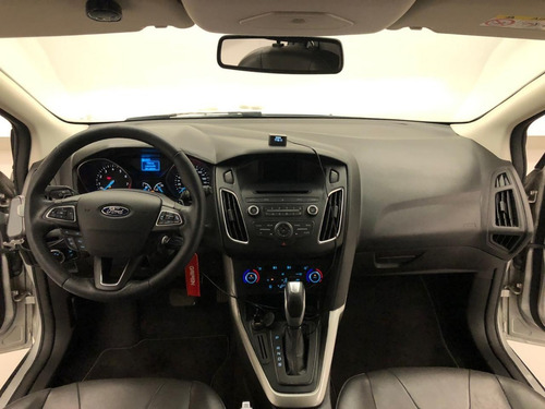 Ford Focus Se Plus Aut
