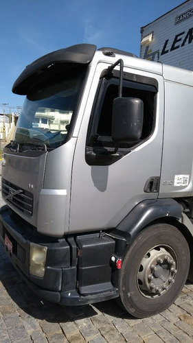 Imagem 11 de 15 de Volvo Vm 310 4x2