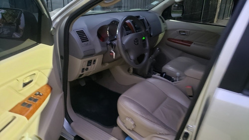 Toyota Sw4 3.0 I Srv 4x4 (2009) 2008