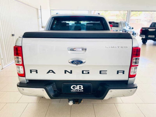 Imagem 8 de 12 de Ford Ranger 3.2 Limited 4x4 Cd 20v Diesel 4p Aut 2015