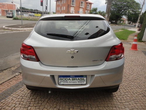 Chevrolet Onix 1.0 Mpfi Lt 8v Flex 4p Manual - 2013